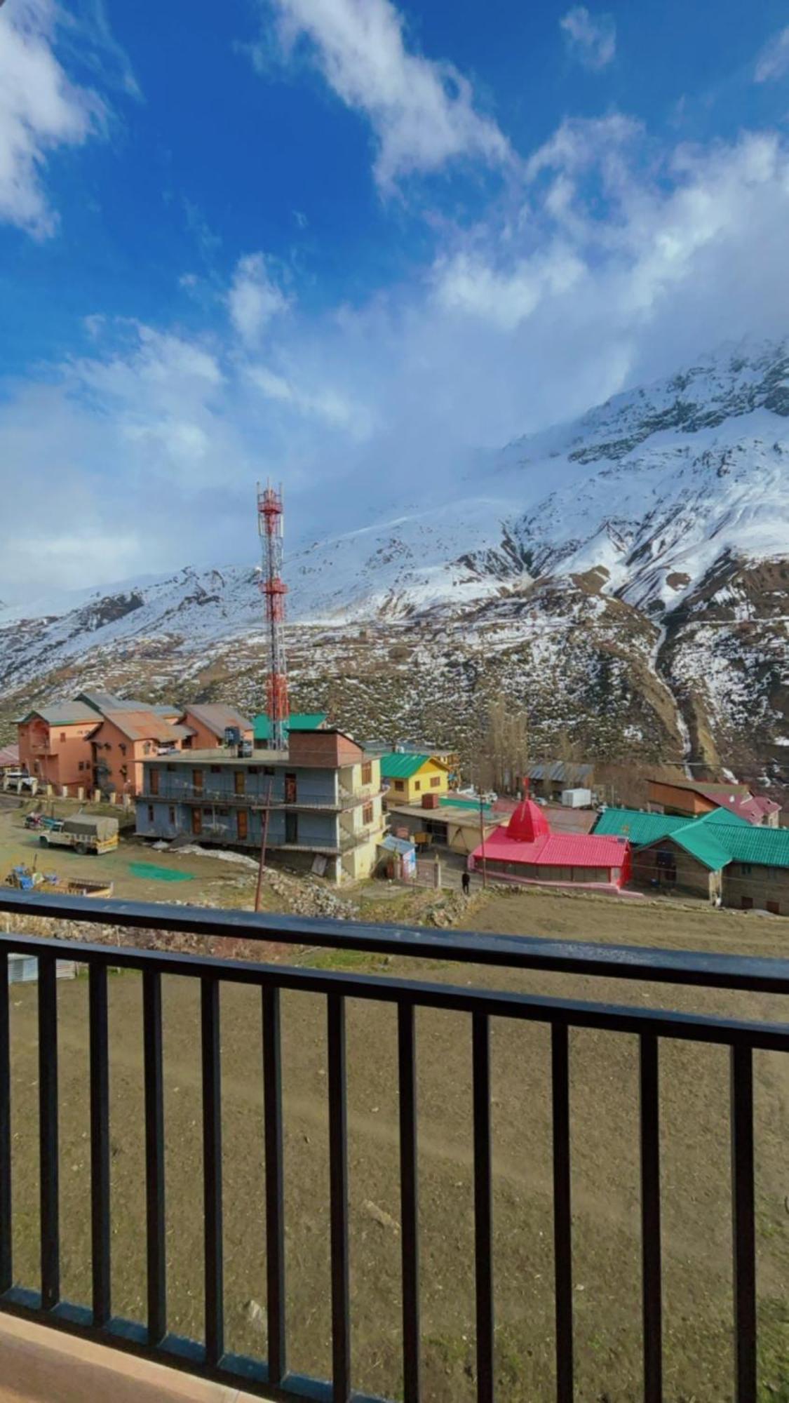 Lha Pomo Kyelang Exterior foto